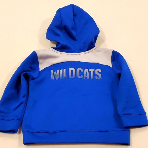 University of Kentucky Track Suit - Go Wildcats! - Picture 5 of 7